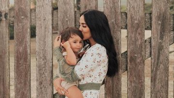 Jade Seba posa coladinha com o filho, Zion - Foto/Instagram