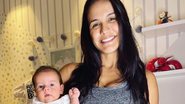 Kyra Gracie surge tirando um cochilo com o filho e encanta - Reprodução/Instagram