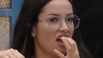 BBB21: Juliette quebra pedaço do dente comendo pão - Reprodução/TV Globo