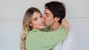 Carol Dias surge beijando Kaká em cenário paradisíaco - Reprodução/Instagram