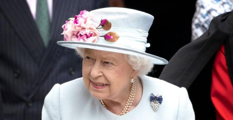 Rainha Elizabeth II celebra a chegada de novos cães da raça corgi - Foto/Getty Images