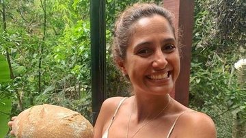 Camila Pitanga renova o bronzeado em meio à natureza - Reprodução/Instagram