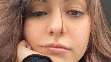 Klara Castanho faz brincadeira na web ao publicar cliques de dia alérgico - Reprodução/Instagram