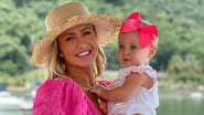 Ana Paula Siebert comemora 10 meses da filha, Vicky - Reprodução/Instagram