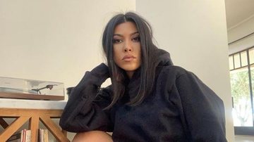 Kourtney Kardashian impressiona seguidores ao posar para registro intimista em seu closet - Reprodução/Instagram