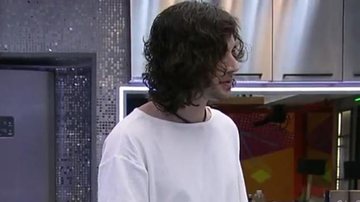 BBB21: Fiuk fala sobre comportamento de Arthur com Carla - Reprodução/TV Globo