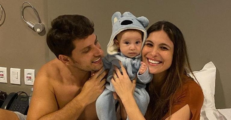 Kamilla Salgado publica cliques fofos do marido e do filho - Reprodução/Instagram
