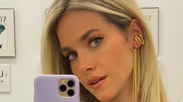 Monique Alfradique posa com biquíni fininho fio dental - Reprodução/Instagram