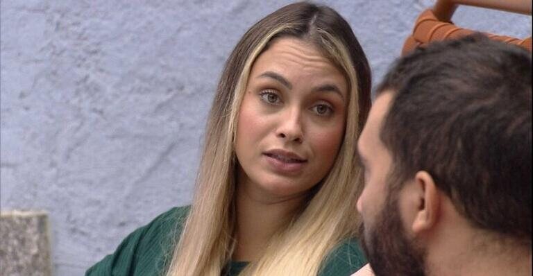 Sarah reclama de Juliette no BBB21 - Reprodução/TV Globo