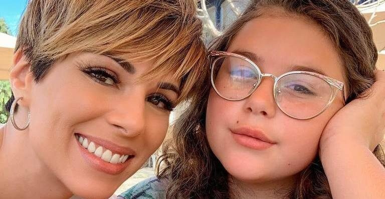 Ana Furtado conta que a filha pegou suas maquiagens - Reprodução/Instagram