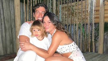 Isis Valverde curte rancho com o marido e filho - Reprodução/Instagram