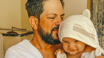 Sorocaba compartilha lindos registros com o filho, Theo - Reprodução/Instagram