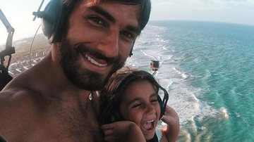 Hugo Moura surge se divertindo ao lado da filha, Maria Flor - Reprodução/Instagram