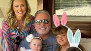 Roberto Justus posa coladinho a esposa, as filhas e a neta - Reprodução/Instagram
