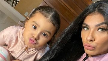 BBB21: Pocah relembra a filha e desabafa após polêmica com cabelo crespo: ''Dói na minha alma'' - Reprodução/Instagram