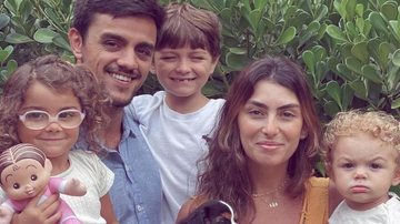 Mariana Uhlmann encanta a web ao compartilhar um lindo clique de seus três filhos, Vicente, Joaquim e Maria - Reprodução/Instagram