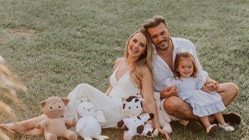 Thaeme Mariôto agita a web ao anunciar a data em que revelará o sexo de seu segundo filho - Carlos Azevedo Fotografia