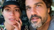 Bruno Cabrerizo dá beijo de máscara em Carol Castro - Reprodução/Instagram