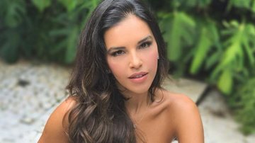 Tomando banho de mar, Mariana Rios solta a voz e é elogiada - Reprodução/Instagram