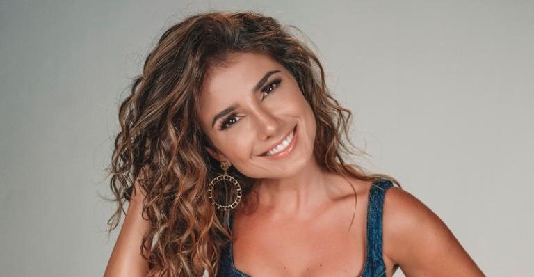 Em 'Promessinha', Paula Fernandes está cansada de enrolação - Bruno Fioravanti