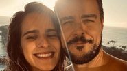 Marcella Fogaça posa com Joaquim Lopes e das filhas gêmeas - Reprodução/Instagram