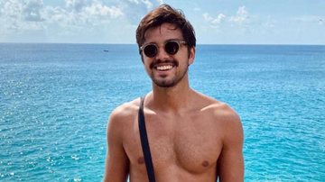 Rodrigo Simas aposta em cliques conceituais durante mergulho e fãs elogiam - Reprodução/Instagram