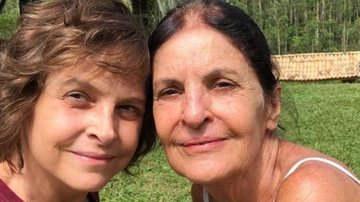 Mãe de Drica Moraes recebe 2ª dose da vacina da Covid-19 - Reprodução/Instagram