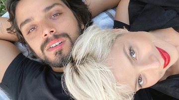 Rodrigo Simas e Agatha Moreira aproveitam dia de sol juntos - Reprodução/Instagram