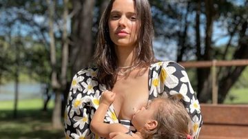 Laura Neiva se derrete ao registrar a filha com look fofo - Reprodução/Instagram
