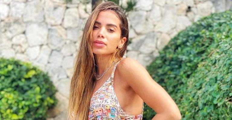 Anitta exibe detalhes de look para evento latino e arrasa - Reprodução/Instagram