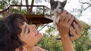 Bruna Marquezine aparece agarradinha com a nova gatinha - Reprodução/Instagram