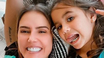 Deborah Secco combina look com a filha Maria Flor - Divulgação/Instagram