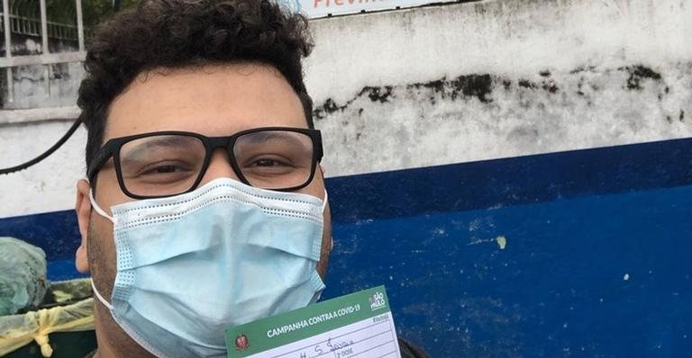 Ex-BBB Victor Hugo é vacinado contra Covid-19 - Reprodução/Instagram