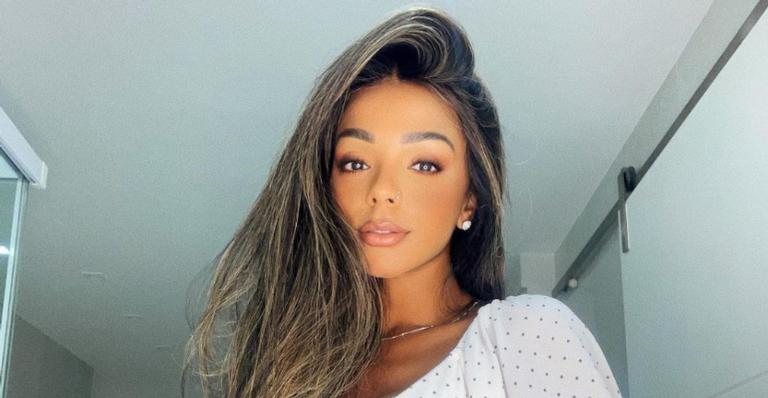 Brunna Gonçalves surge deslumbrante em selfie e fãs elogiam - Reprodução/Instagram