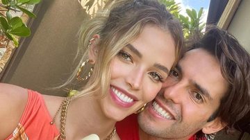 Carol Dias se derrete ao publicar clique romântico com Kaká - Reprodução/Instagram