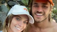 Ao curtir um delicioso dia de sol e praia, Isabella Santoni se derrete pelo namorado, Caio Vaz - Reprodução/Instagram