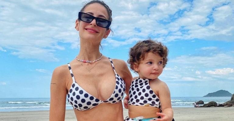 Mulher de Projota fala sobre primeira vez da filha na praia - Reprodução/Instagram