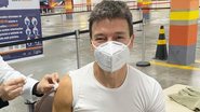 Rodrigo Faro recebe a 1ª dose da vacina contra a Covid-19 - Reprodução/Instagram