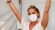Adriane Galisteu é imunizada contra a Covid-19 - Reprodução/Instagram