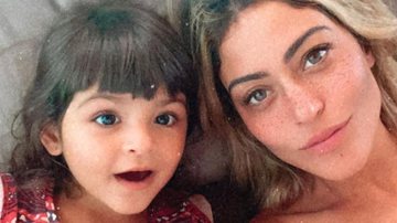 Carol Castro surge coladinha com a filha, Nina - Reprodução/Instagram