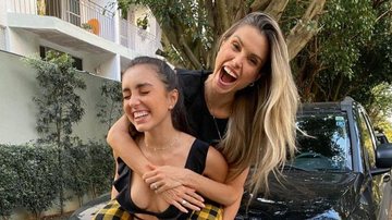 Flávia Viana surge coladinha com a filha, Sabrina - Reprodução/Instagram