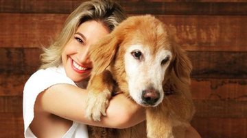 Fernanda Gentil recebe carinho de cachorra durante malhação - Reprodução/Instagram