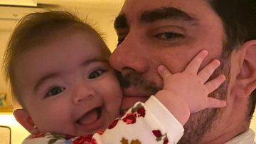 Marcelo Adnet surge se divertindo com a filha em piscina - Reprodução/Instagram