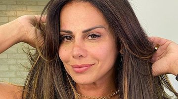Viviane Araújo chama atenção ao ostentar abdômen trincado no Instagram - Divulgação/Instagram