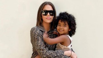 Khloé Kardashian publica cliques perfeitos da filha na praia - Reprodução/Instagram