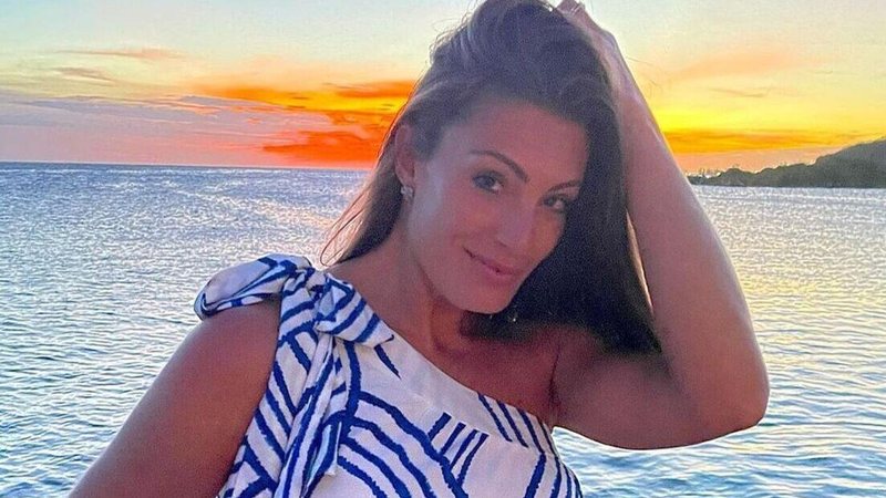 Elaine Mickely arrasa com look de praia no Caribe - Reprodução/Instagram