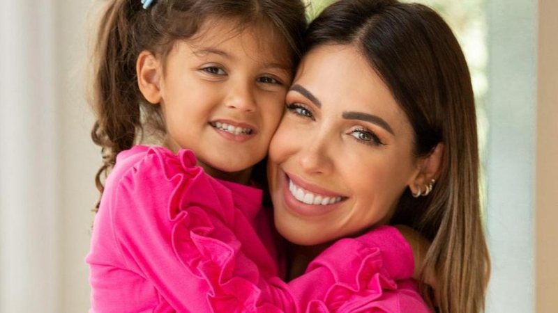 Bella Falconi celebra aniversário de 6 anos da filha, Vicky - Reprodução/Instagram