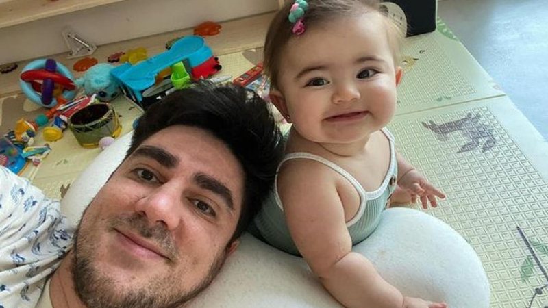 Marcelo Adnet encanta ao postar fotos com a filha, Alice - Reprodução/Instagram