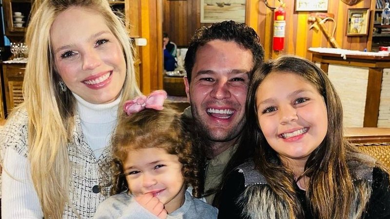 Pedro Leonardo posa com a família e deixa web encantada - Reprodução/Instagram