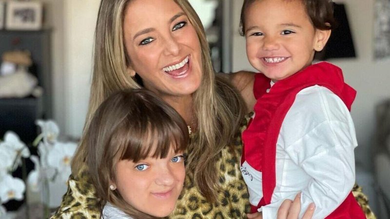 Ticiane Pinheiro e as filhas, Rafaella Justus e Manuella - Reprodução/Instagram
